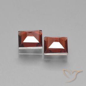Shop natural 1.55ct カラントレッド パイロープガーネット gems, 四角形, from モザンビーグ at GemSelect. In stock, global shipping!