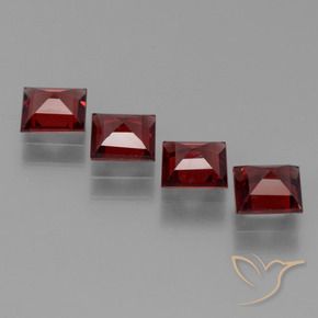 Shop natural 2.46ct 濃いブラッドレッド パイロープガーネット gems, 四角形, from モザンビーグ at GemSelect. In stock, global shipping!