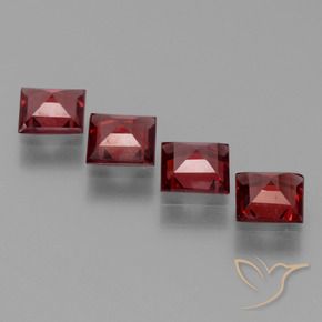 Shop natural 2.28ct ディープレッド パイロープガーネット gems, 四角形, from モザンビーグ at GemSelect. In stock, global shipping!