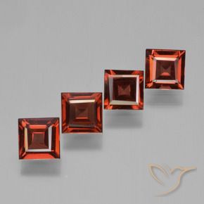 Shop natural 2.87ct スカーレットレッド パイロープガーネット gems, 四角形, from モザンビーグ at GemSelect. In stock, global shipping!