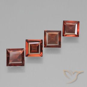 Shop natural 2.21ct スカーレットレッド パイロープガーネット gems, 四角形, from モザンビーグ at GemSelect. In stock, global shipping!