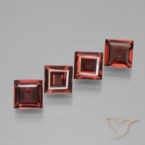 Shop natural 2.63ct ディープレッド パイロープガーネット gems, 四角形, from モザンビーグ at GemSelect. In stock, global shipping!