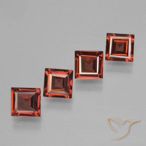 Shop natural 2.45ct ミディアムレッド パイロープガーネット gems, 四角形, from モザンビーグ at GemSelect. In stock, global shipping!