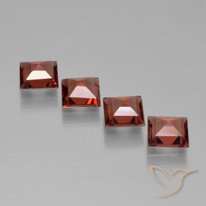 Shop natural 2.47ct サングリアレッド パイロープガーネット gems, 四角形, from モザンビーグ at GemSelect. In stock, global shipping!