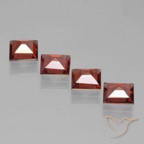 Shop natural 2.53ct ミディアムレッド パイロープガーネット gems, 四角形, from モザンビーグ at GemSelect. In stock, global shipping!