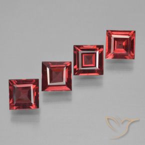 Shop natural 2.63ct 濃いレッドワイン パイロープガーネット gems, 四角形, from モザンビーグ at GemSelect. In stock, global shipping!