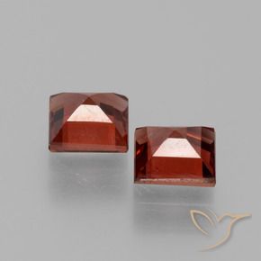 Shop natural 1.58ct ミディアムレッド パイロープガーネット gems, 四角形, from モザンビーグ at GemSelect. In stock, global shipping!