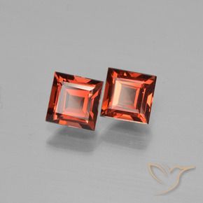 Shop natural 1.68ct スカーレットレッド パイロープガーネット gems, 四角形, from モザンビーグ at GemSelect. In stock, global shipping!