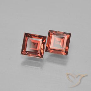 Shop natural 1.61ct ミディアムレッド パイロープガーネット gems, 四角形, from モザンビーグ at GemSelect. In stock, global shipping!