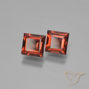 Shop natural 1.52ct カラントレッド パイロープガーネット gems, 四角形, from モザンビーグ at GemSelect. In stock, global shipping!
