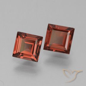 Shop natural 1.51ct ディープレッド パイロープガーネット gems, 四角形, from モザンビーグ at GemSelect. In stock, global shipping!