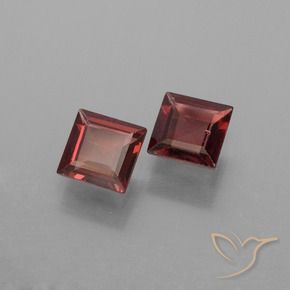 Shop natural 1.29ct メルローレッド パイロープガーネット gems, 四角形, from モザンビーグ at GemSelect. In stock, global shipping!