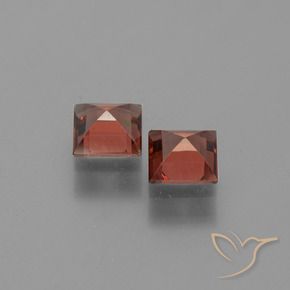 Shop natural 1.46ct ミディアムレッド パイロープガーネット gems, 四角形, from モザンビーグ at GemSelect. In stock, global shipping!