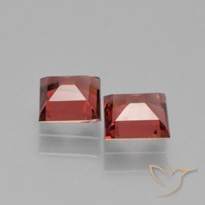 Shop natural 1.47ct ミディアムレッド パイロープガーネット gems, 四角形, from モザンビーグ at GemSelect. In stock, global shipping!
