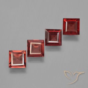 Shop natural 2.32ct ミディアムレッド パイロープガーネット gems, 四角形, from モザンビーグ at GemSelect. In stock, global shipping!