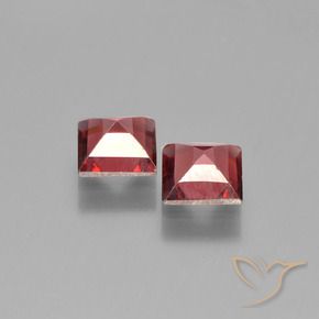 Shop natural 1.45ct メルローレッド パイロープガーネット gems, 四角形, from モザンビーグ at GemSelect. In stock, global shipping!