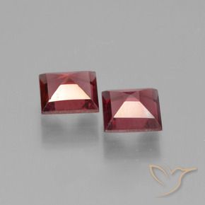 Shop natural 1.50ct ミディアムレッド パイロープガーネット gems, 四角形, from モザンビーグ at GemSelect. In stock, global shipping!
