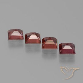Shop natural 2.78ct ミディアムレッド パイロープガーネット gems, 四角形, from モザンビーグ at GemSelect. In stock, global shipping!