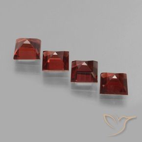 Shop natural 3.22ct ダークレッド パイロープガーネット gems, 四角形, from モザンビーグ at GemSelect. In stock, global shipping!