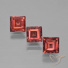 Shop natural 2.80ct ミディアムレッド パイロープガーネット gems, 四角形, from モザンビーグ at GemSelect. In stock, global shipping!