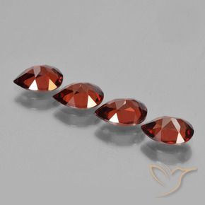 Shop natural 3.18ct 明るい赤 パイロープガーネット gems, 洋梨の形, from モザンビーグ at GemSelect. In stock, global shipping!