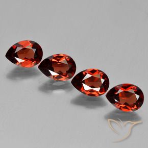 Shop natural 3.43ct ミディアムレッド パイロープガーネット gems, 洋梨の形, from モザンビーグ at GemSelect. In stock, global shipping!
