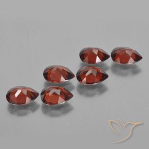 Shop natural 4.96ct ダークレッド パイロープガーネット gems, 洋梨の形, from モザンビーグ at GemSelect. In stock, global shipping!