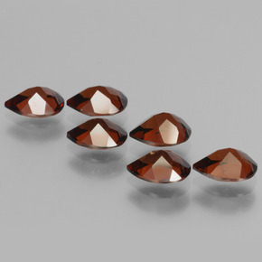 自然派の商品を探す 5.67ct 明るい赤 パイロープガーネット 宝石, 洋梨の形, モザンビーグ からGemSelectで. 在庫あり、世界各国へ発送!