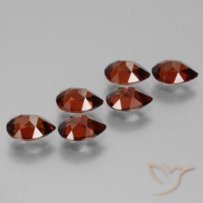Shop natural 5.07ct ミディアムレッド パイロープガーネット gems, 洋梨の形, from モザンビーグ at GemSelect. In stock, global shipping!