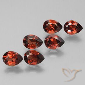 Shop natural 5.47ct カラントレッド パイロープガーネット gems, 洋梨の形, from モザンビーグ at GemSelect. In stock, global shipping!