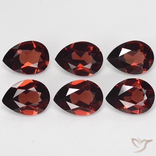 Shop natural 4.77ct ディープレッド パイロープガーネット gems, 洋梨の形, from モザンビーグ at GemSelect. In stock, global shipping!
