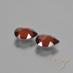 Shop natural 1.61ct メルローレッド パイロープガーネット gems, 洋梨の形, from モザンビーグ at GemSelect. In stock, global shipping!