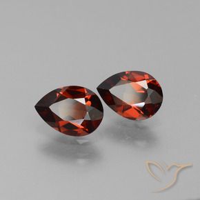 Shop natural 1.64ct ダークレッド パイロープガーネット gems, 洋梨の形, from モザンビーグ at GemSelect. In stock, global shipping!