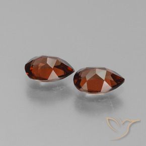 Shop natural 1.73ct 明るい赤 パイロープガーネット gems, 洋梨の形, from モザンビーグ at GemSelect. In stock, global shipping!