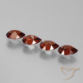 Shop natural 3.44ct メルローレッド パイロープガーネット gems, 洋梨の形, from モザンビーグ at GemSelect. In stock, global shipping!