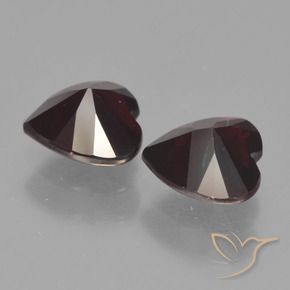 Shop natural 1.71ct ダークレッド パイロープガーネット gems, 心臓, from モザンビーグ at GemSelect. In stock, global shipping!