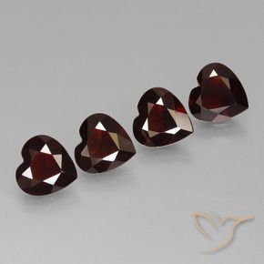 Shop natural 2.84ct ディープレッド パイロープガーネット gems, 心臓, from モザンビーグ at GemSelect. In stock, global shipping!