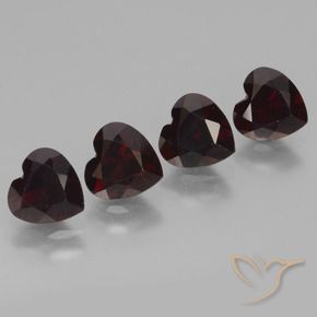 Shop natural 3.74ct 黒がかった赤 パイロープガーネット gems, 心臓, from モザンビーグ at GemSelect. In stock, global shipping!