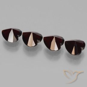 Shop natural 3.74ct 黒がかった赤 パイロープガーネット gems, 心臓, from モザンビーグ at GemSelect. In stock, global shipping!