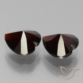 Shop natural 1.73ct ダークレッド パイロープガーネット gems, 心臓, from モザンビーグ at GemSelect. In stock, global shipping!