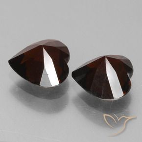 Shop natural 1.77ct 黒がかった赤 パイロープガーネット gems, 心臓, from モザンビーグ at GemSelect. In stock, global shipping!
