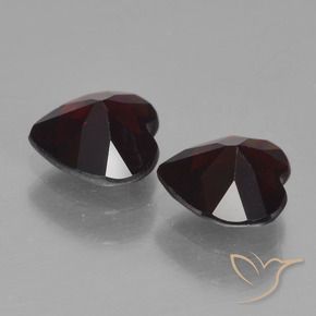 Shop natural 1.59ct ダークレッド パイロープガーネット gems, 心臓, from モザンビーグ at GemSelect. In stock, global shipping!
