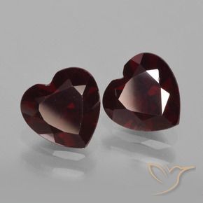 Shop natural 1.91ct ディープレッド パイロープガーネット gems, 心臓, from モザンビーグ at GemSelect. In stock, global shipping!