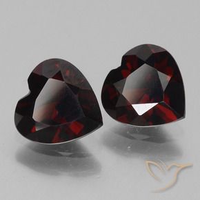 Shop natural 1.65ct ダークレッド パイロープガーネット gems, 心臓, from モザンビーグ at GemSelect. In stock, global shipping!