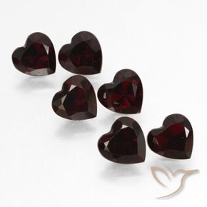 Shop natural 5.18ct 黒がかった赤 パイロープガーネット gems, 心臓, from モザンビーグ at GemSelect. In stock, global shipping!