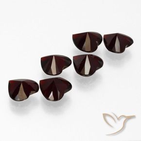 Shop natural 5.18ct 黒がかった赤 パイロープガーネット gems, 心臓, from モザンビーグ at GemSelect. In stock, global shipping!