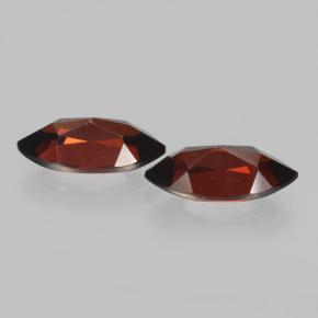 4.48カラットの天然ディープレッドパイロープガーネット（12.1×6 mm・マーキス）