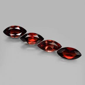 8.00カラットの天然ダークレッドパイロープガーネット（12.1×6 mm・マーキス）