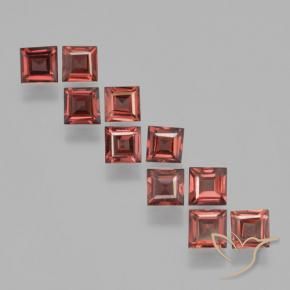 Shop natural 5.01ct ミディアムダークレッド パイロープガーネット gems, 四角形, from モザンビーグ at GemSelect. In stock, global shipping!