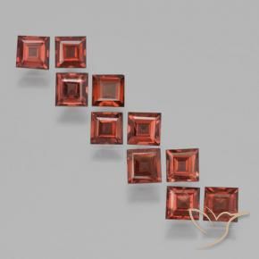 Shop natural 4.37ct ミディアムレッド パイロープガーネット gems, 四角形, from モザンビーグ at GemSelect. In stock, global shipping!